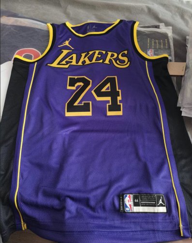 NBA 24 Kobe Bryant Lakers 22-23 Maillot Violet